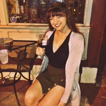 Deanna1995 from California,United States