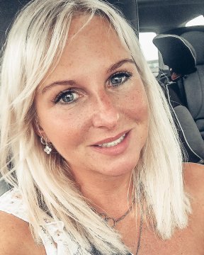 NaughtyAsh from California,United States